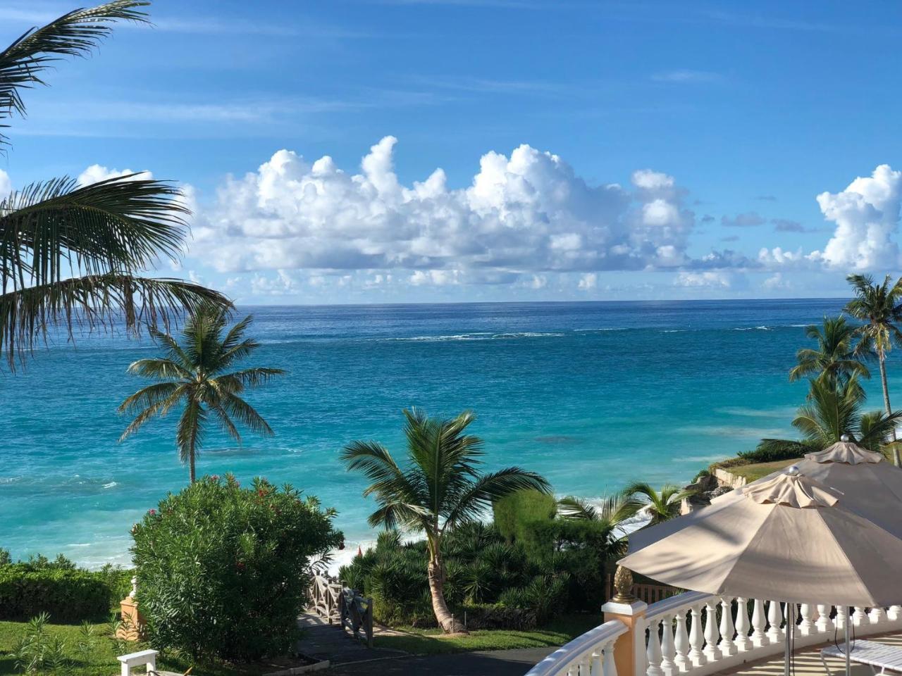 Coco Reef Bermuda Hotel Mount Pleasant Exterior photo