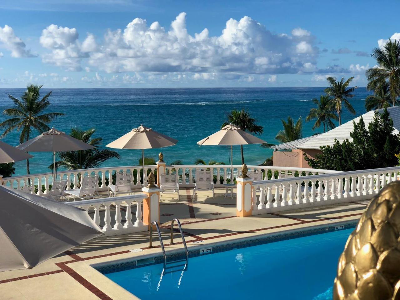 Coco Reef Bermuda Hotel Mount Pleasant Exterior photo